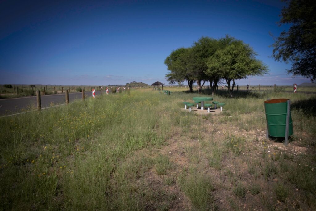 On the road between Britstown and Calvinia