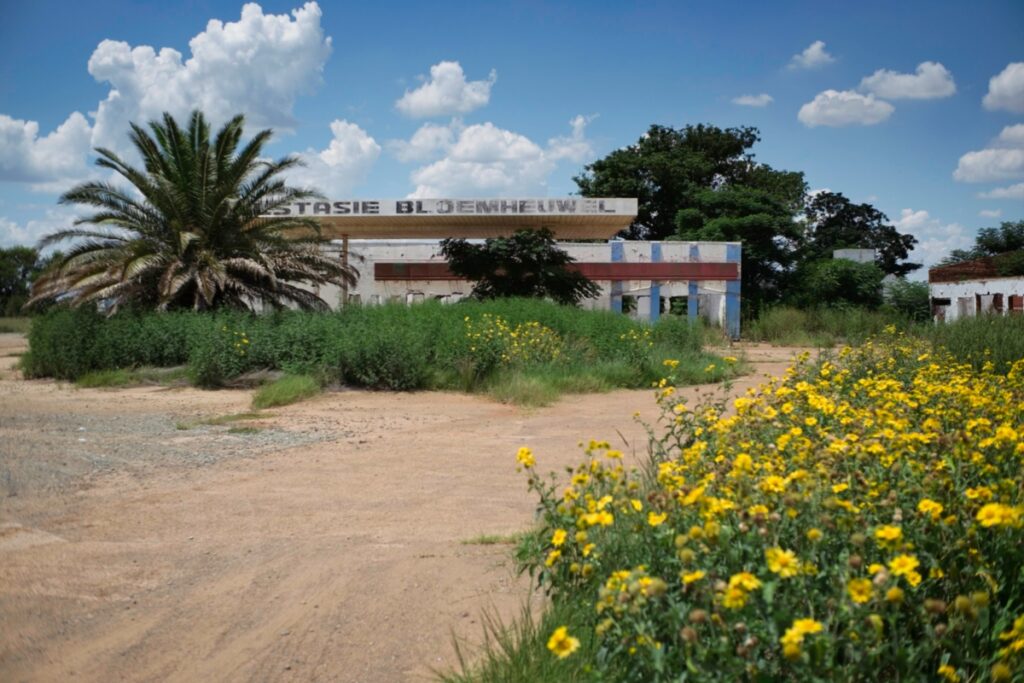 Bloemheuwel Vulstasie outside Christiana on the N12