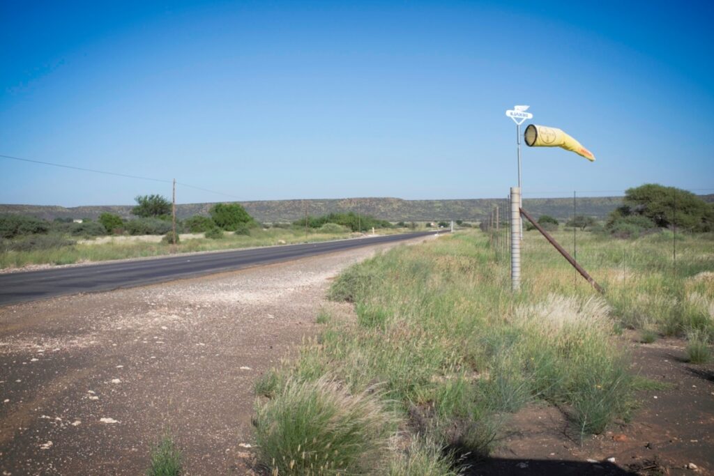 Outside Hopetown, just off the N12